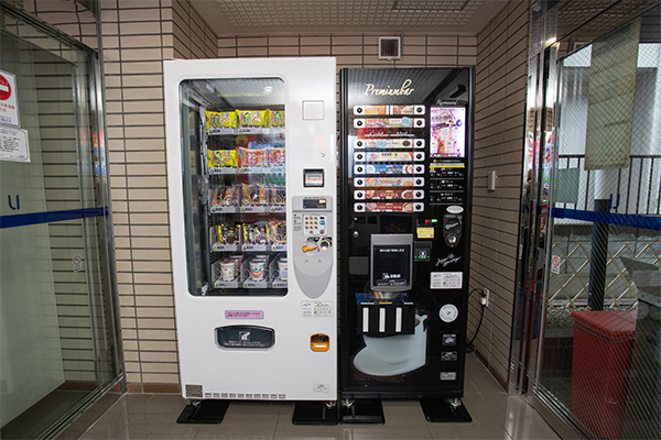 施設